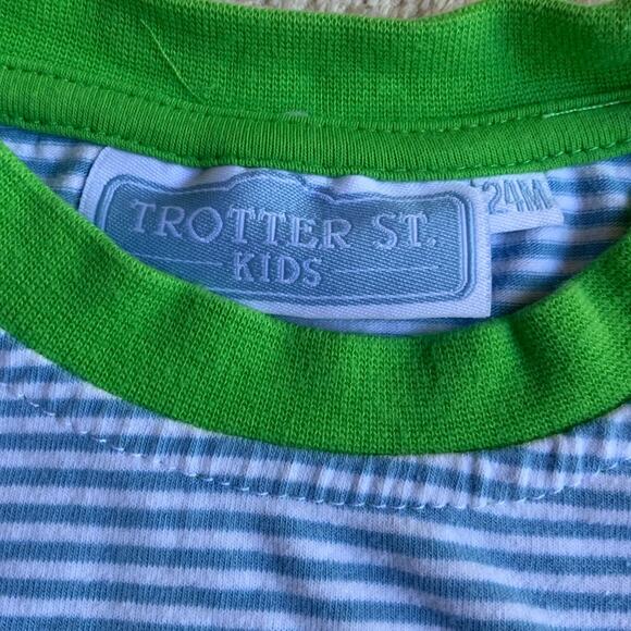 Trotter St. Kids apple shirt size 24mo‎ - Picture 2 of 3